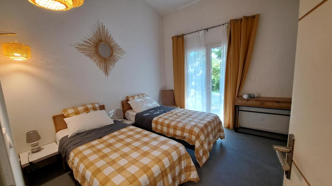 Les Chambres Du Chateau De Fenestrelle Aubagne Exterior foto
