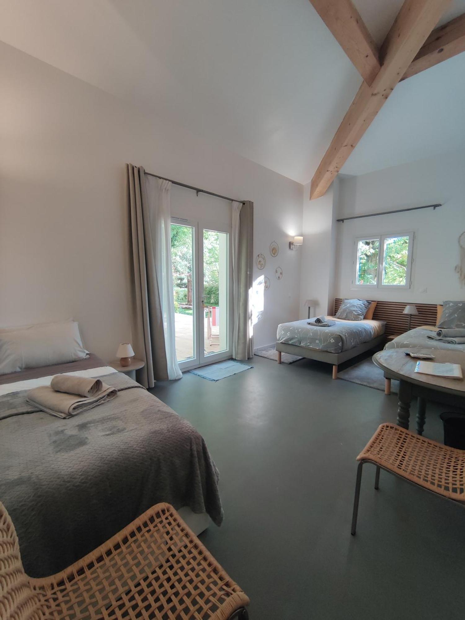 Les Chambres Du Chateau De Fenestrelle Aubagne Exterior foto