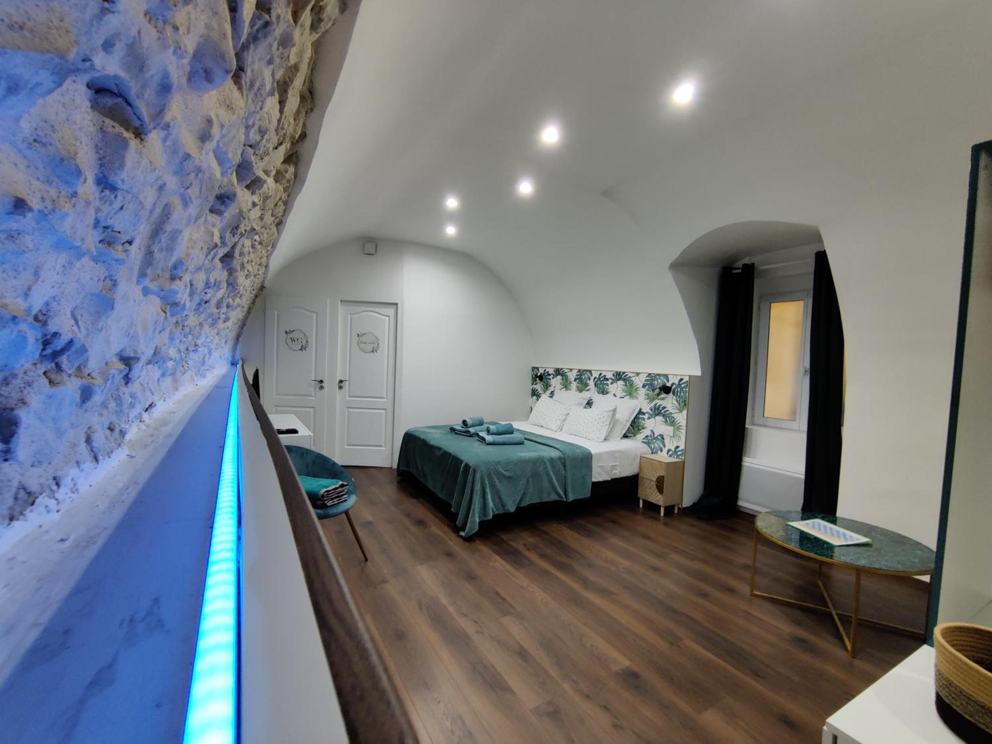 Les Chambres Du Chateau De Fenestrelle Aubagne Exterior foto