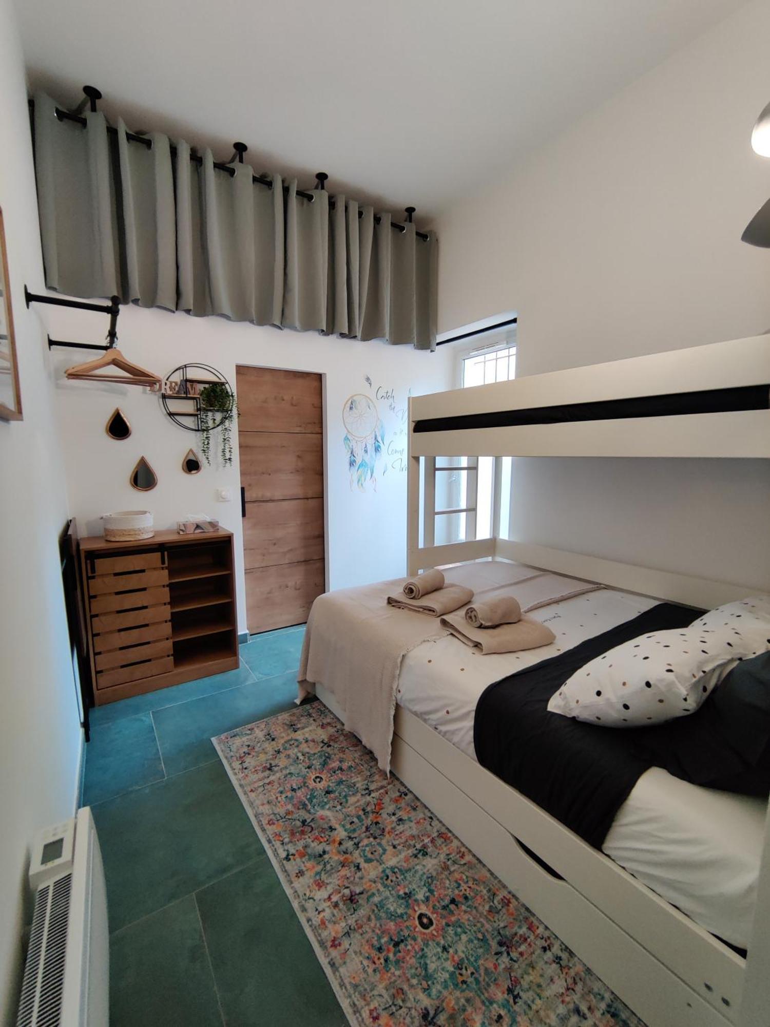 Les Chambres Du Chateau De Fenestrelle Aubagne Exterior foto